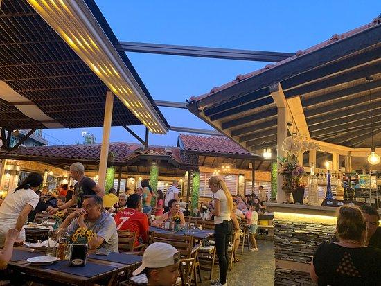 Restaurant Adeti
